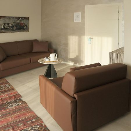 Hotel Buena Onda 페스키에라델가르다 외부 사진
