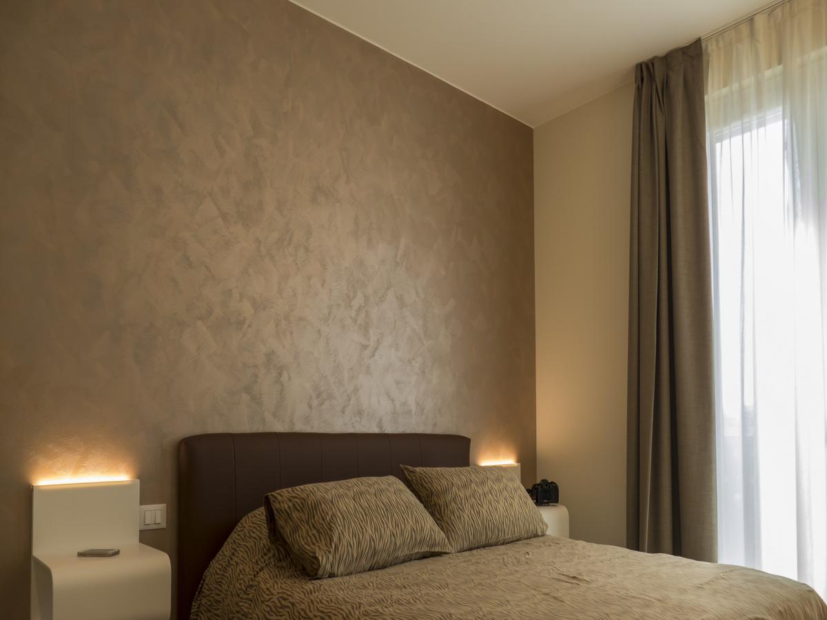 Hotel Buena Onda 페스키에라델가르다 외부 사진
